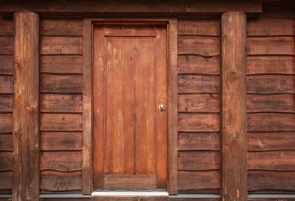 Log Cabin Siding Installation in Carlsbad