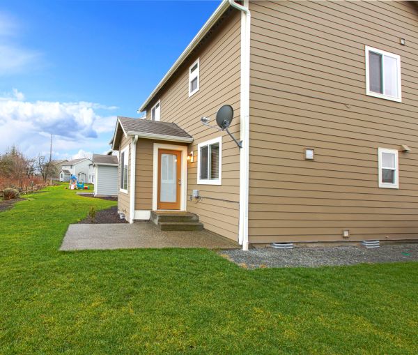 Clapboard Siding Repair in Carlsbad